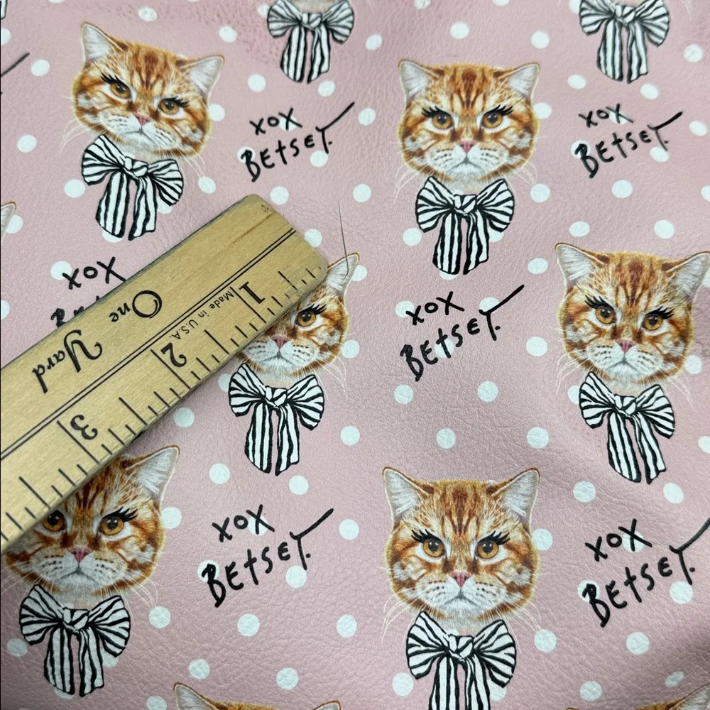Betsey Johnson XOX Pink Kittens Striped Bowties Make-Up Cosmetics Toiletries Bag